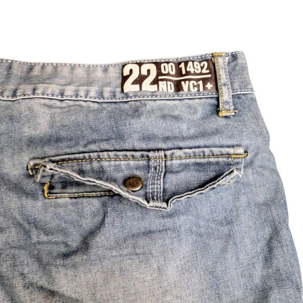 V Jeans Trendy Distressed Denim Cargo & Zip Pockets Blue Jean Shorts